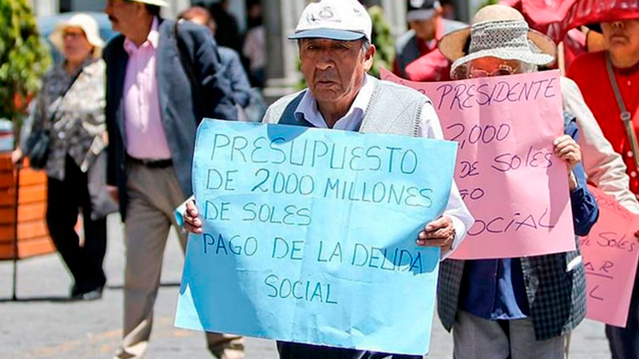 Más de S/302 millones es la deuda social que se debe a magisterio de docentes en Arequipa