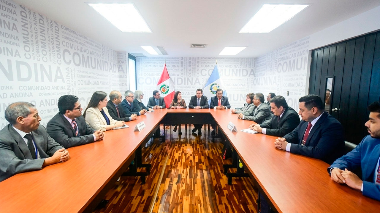Perú oficializa ratificación del TLC y protocolo comercial con Guatemala