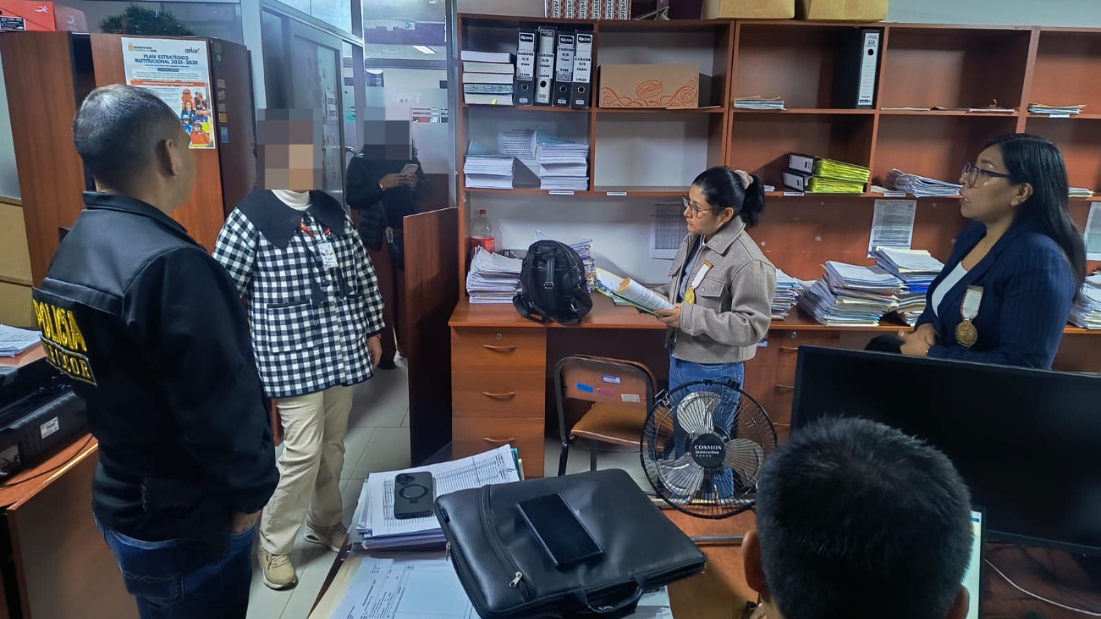 Allanan inmuebles de funcionarios por presunta corrupción en Tacna